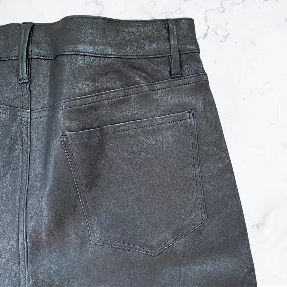 👖Frame Leather Le Sylvie Slender Straight
Noir - Picture 14 of 16